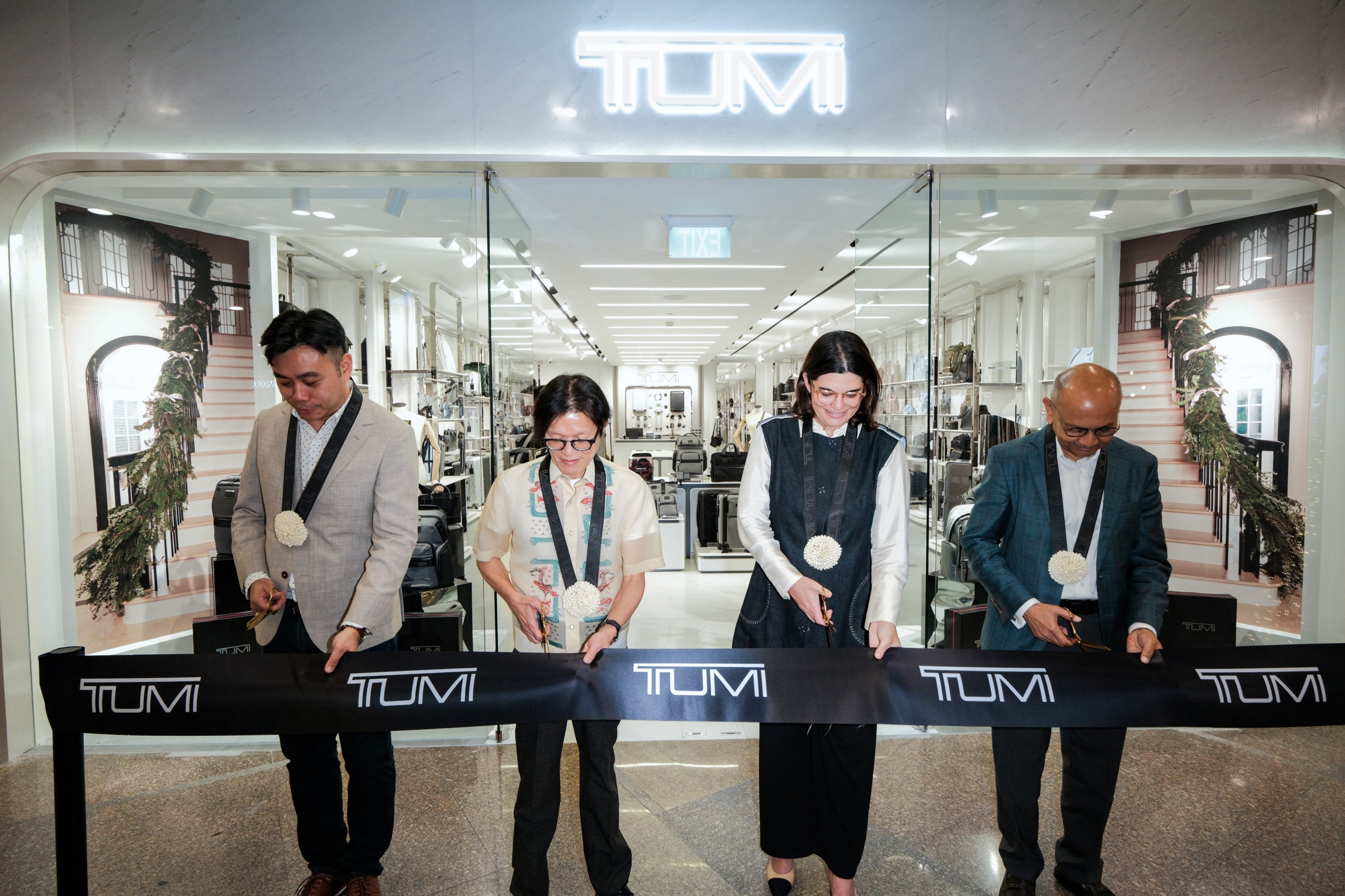 TUMI Celebrates the Grand Opening of its First Manifest Concept Design Store in the Philippines at Greenbelt 5